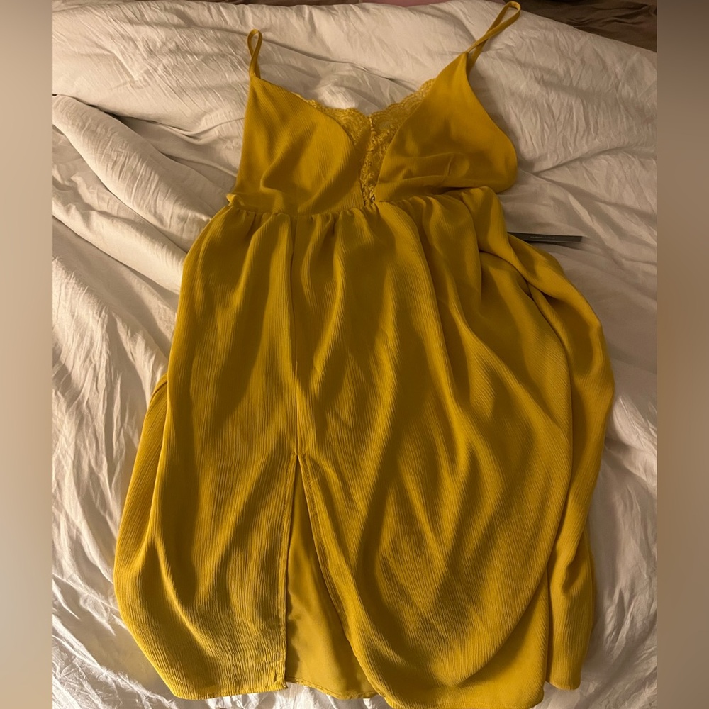 Lulu's Yellow Midi Dress